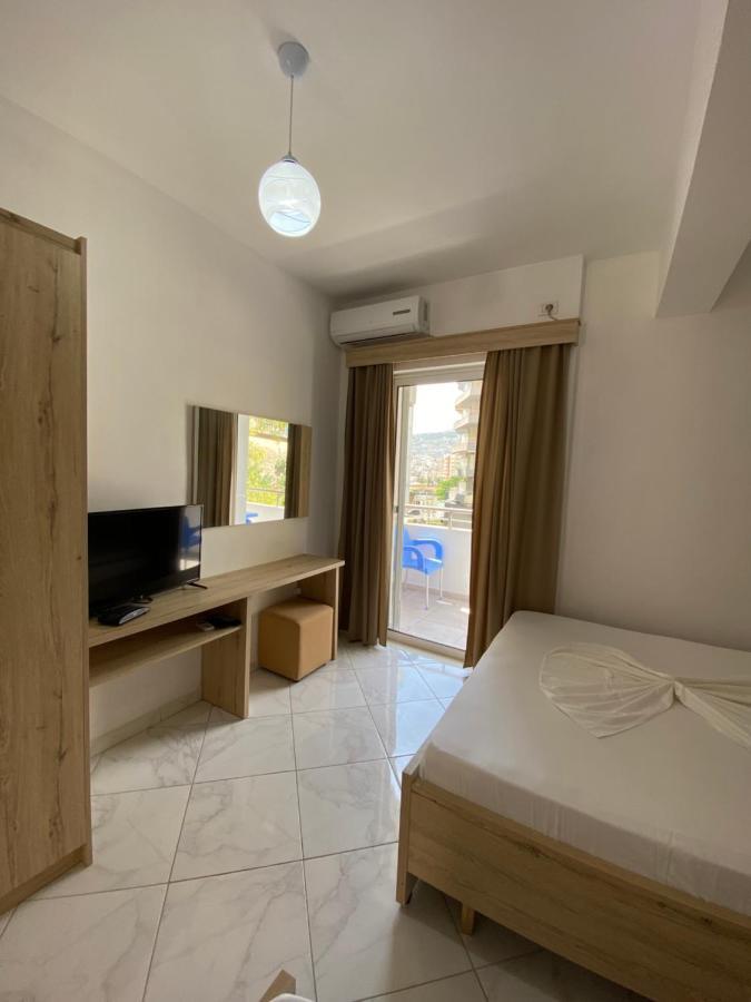 Hotel Andrea ساراندا المظهر الخارجي الصورة