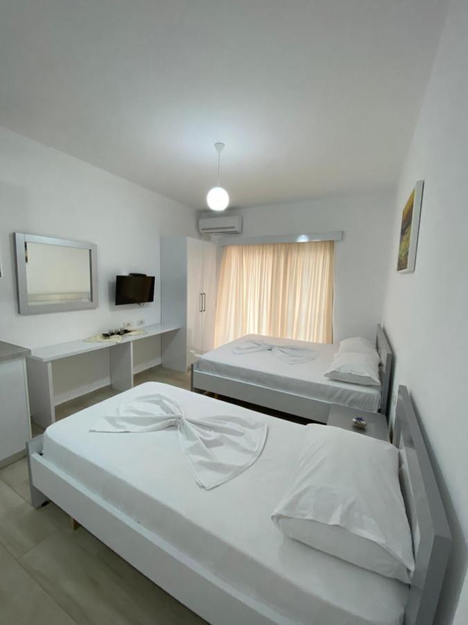 Hotel Andrea ساراندا المظهر الخارجي الصورة